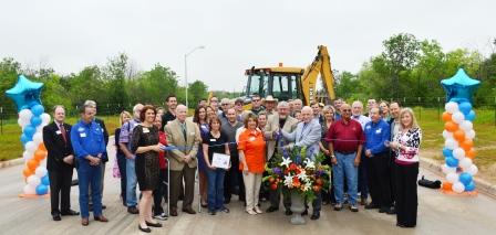 WinBen ribbon cutting - Copy.JPG
